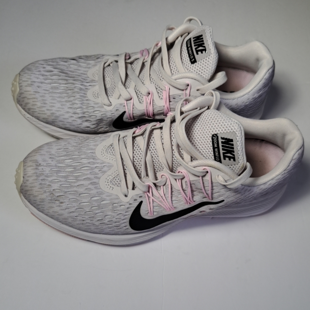 Nike Women's White and Pink Running Shoes